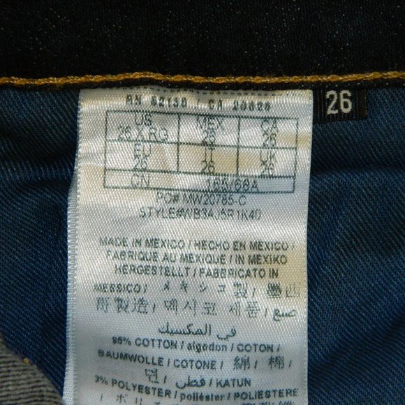 2 for/ $35 GUESS Dark Blue Mild Distressed Straight Leg Mid Rise Jeans Size 26 - Picture 10 of 11